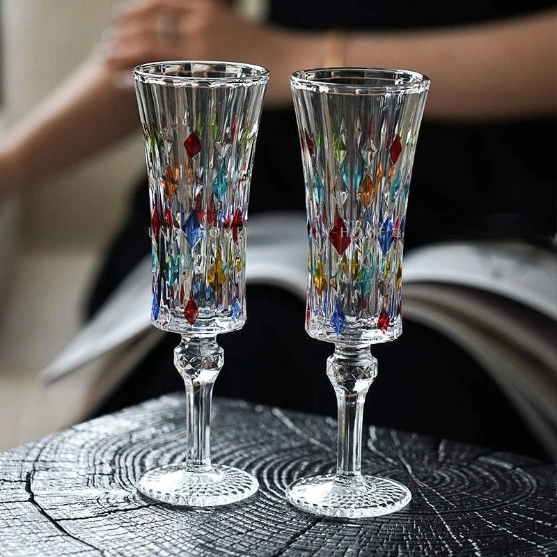 

French Style Diamond Relief Glass High Footed Glass High Aesthetic Champagne Wine Cup Vintage Painted Glasses Commemorative Gift