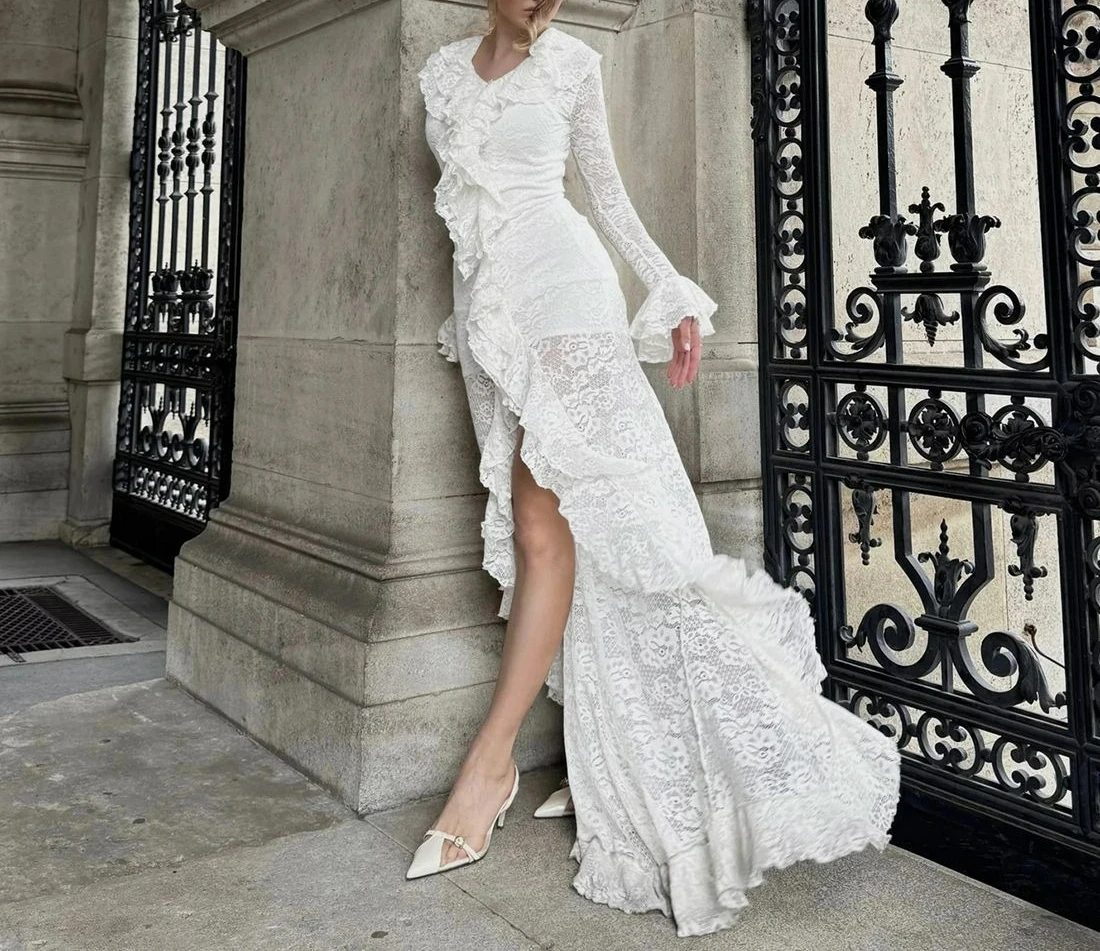 

2025 Autumn New Lace Irregular Ruffled Long Sleeve Dress for Women