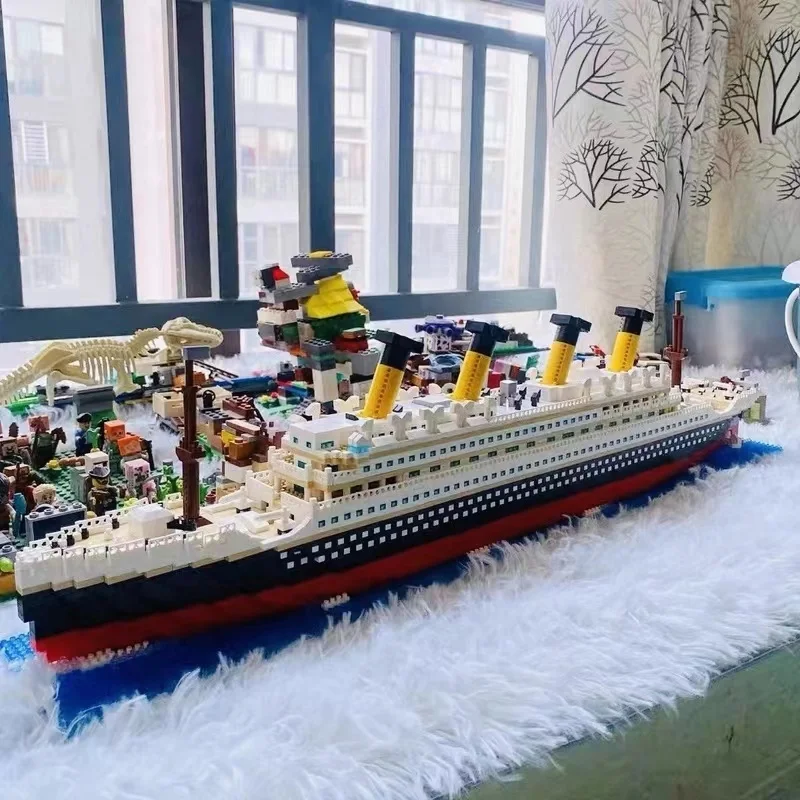 Bloques de construcción de barco Titanic, Juguetes de ladrillos clásicos, decoración de Noel Nouveauté, regalo de Navidad para fanáticos, 2023