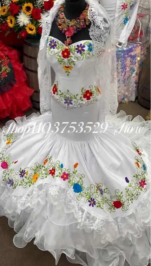 Luxury White Mermaid Prom Dress Exquisite Mexican Ethnic Dress Corset Bridal Floral Embroidery Appliqué Ruffles فساتين سهرات