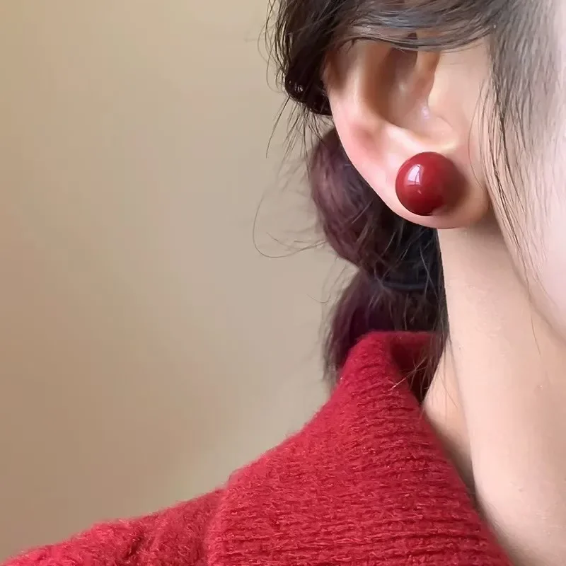 Vintage Red Pearl Stud Round Earrings for Women Korean Sweet Imitation Pearl Temperament Earings Wedding Party Jewelry Gifts