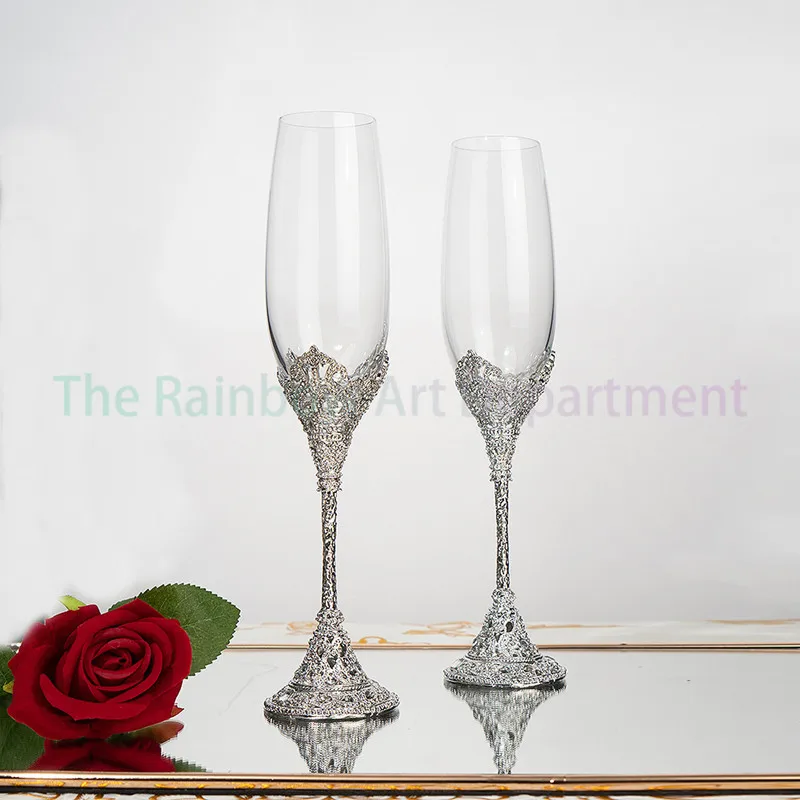 2pcs Silver Crystal Champagne Flutes Wedding Glasses for Bride Groom Rose Gold Toasting Cups Gift Sets for Couples Engagement