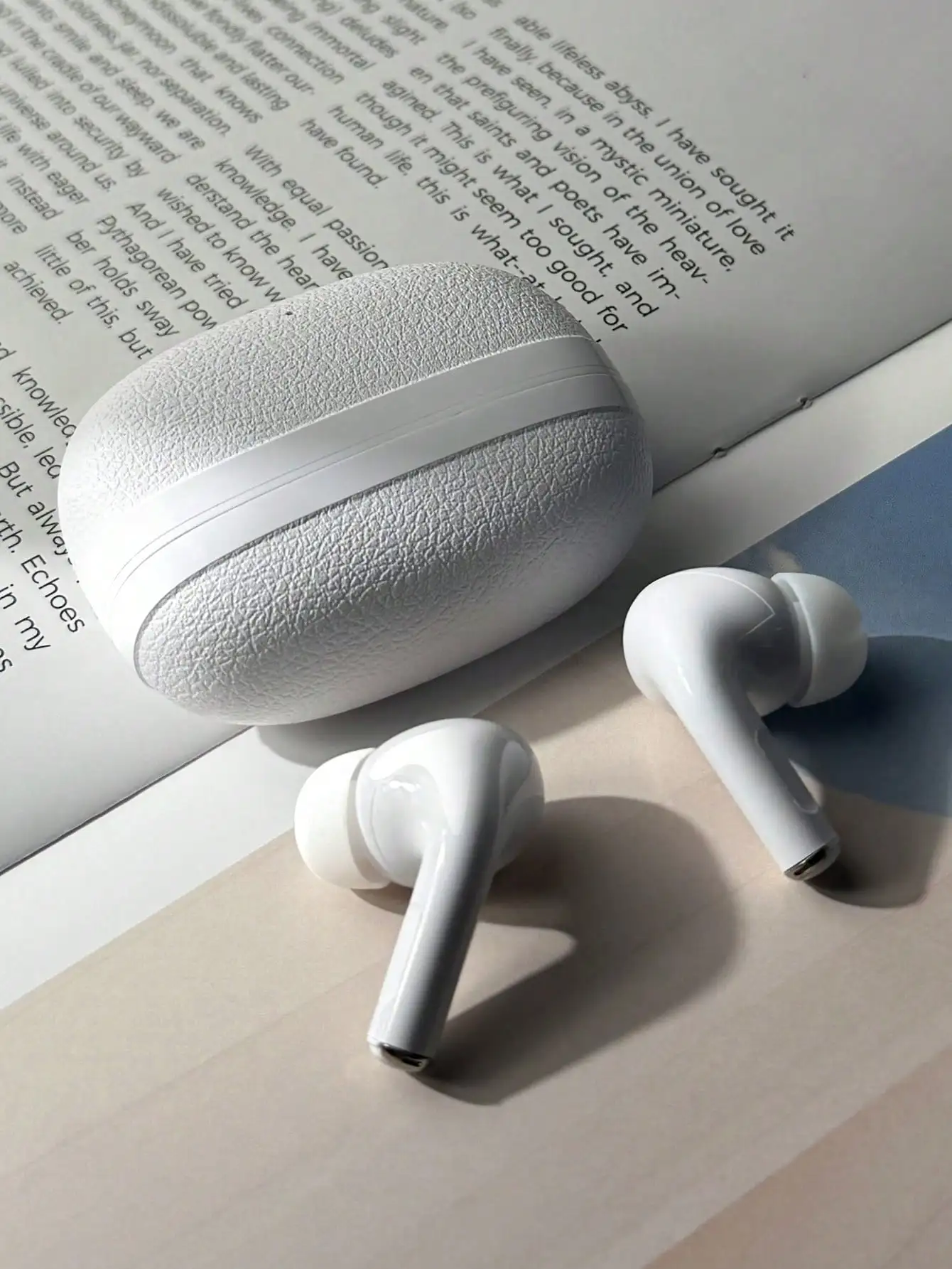 Bluetooth Earphones…