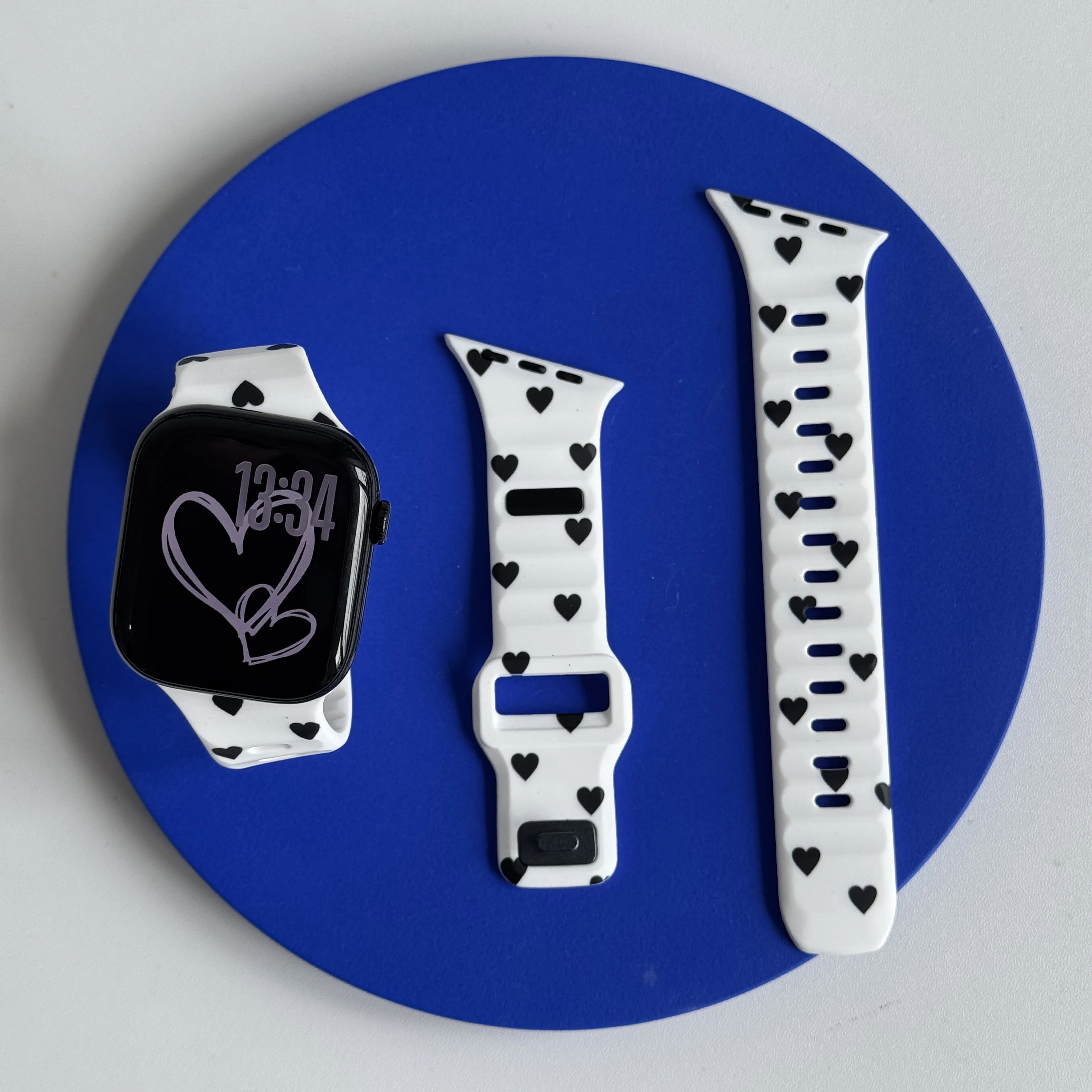 Strap for Apple Watch 44/45/46mm 49mm 38/40/41mm bevel heart-shaped Silicone Breathable Band IWatch Series ultra 11 10 SE 9 8 7