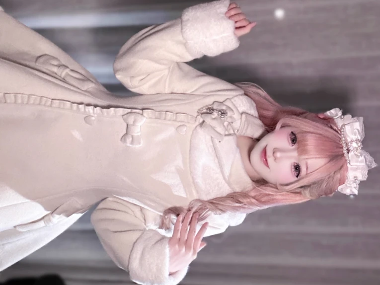 

Новое осенне-зимнее оригинальное японское пальто в стиле Лолита для девушек, средней длины, белое, шерстяное, массового производства, приталенное, плюшевое, куртка-пальто