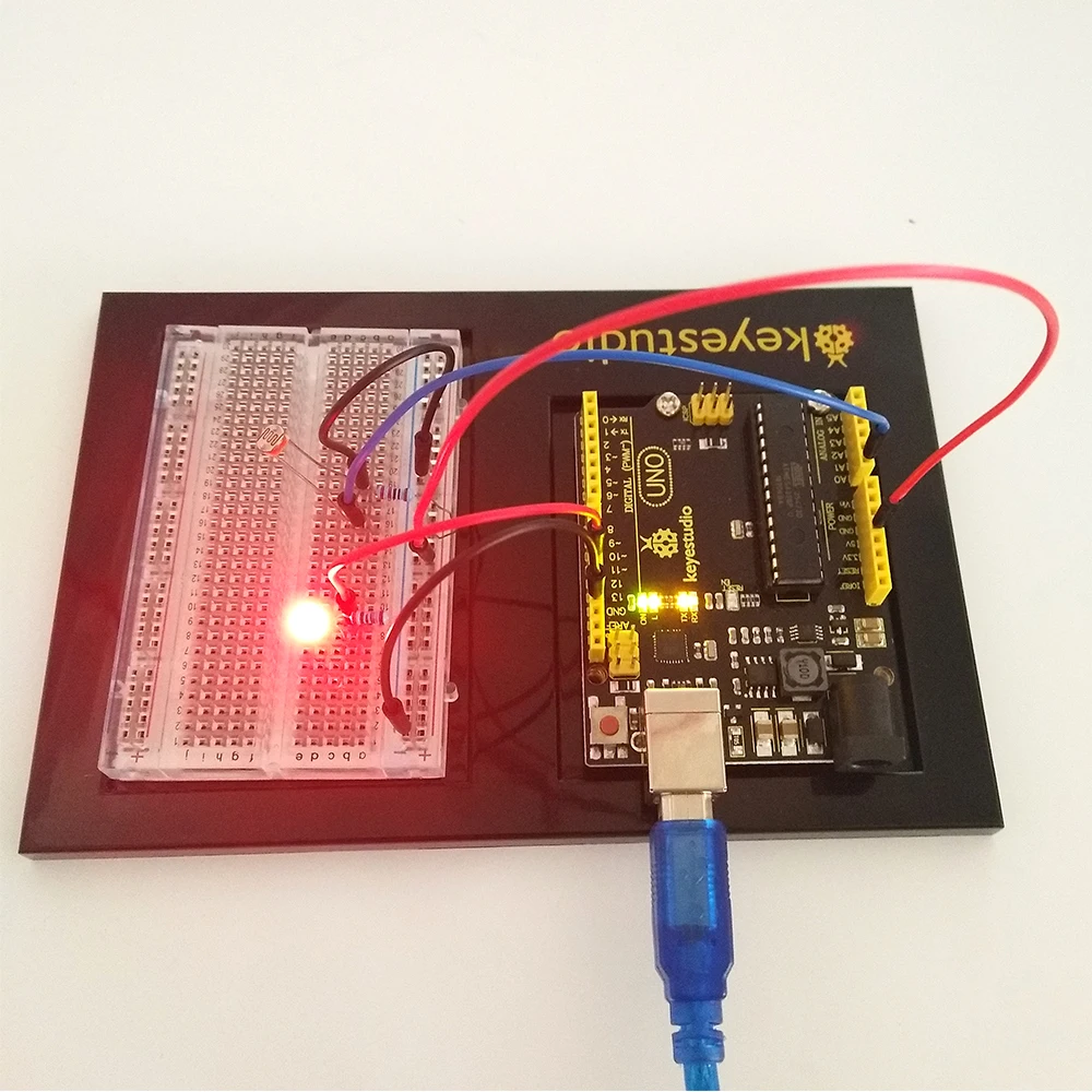 Picture 4: Keyestudio Complete REV4 Robot Car Starter Kit For Arduino UNOR3 Little Inventor All-in-One Programming Learning Starter Kit