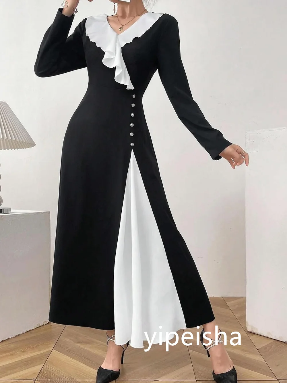 Customized Intricate Jersey Pleat Button A-line V-neck Midi Dresses Prom Dresses Classic Exquisite Modern Style Pastrol  Chinese