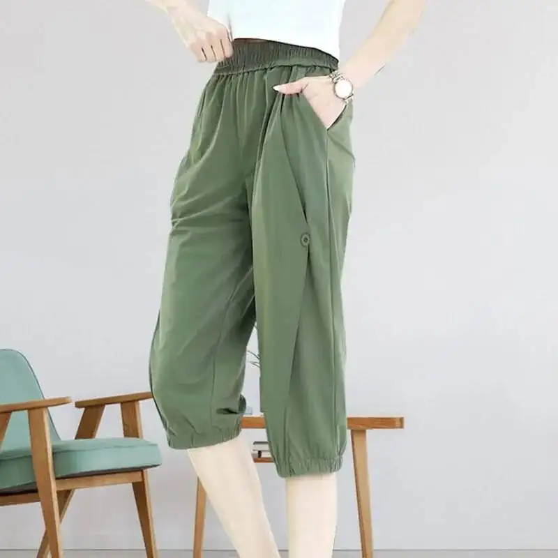 

Korean Fashion Women's Capris 2025 Summer High Waist Short Pants Casual Loose Solid Color Harem Pants Female Bottoms