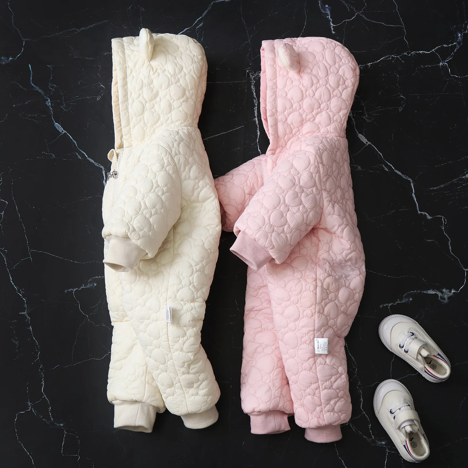 

Solid Color Hooded and Fleece Jumpsuit Autumn and Winter Fashion Simple Thick Warm New Cute Casual Jumpsuit