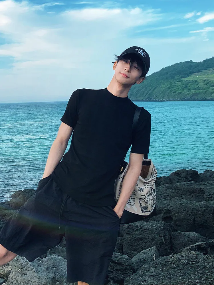 Black High Collar Short Sleeve T-Shirt Men's Fashion Fitness Style Cuffed Sleeve Slim Fit Casual Wear Summer Season
