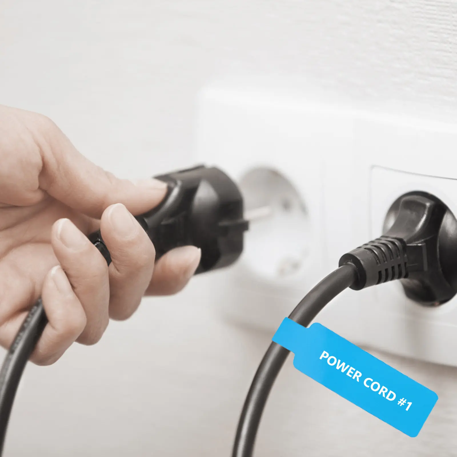 

1 рулон термостойких этикеток для кабелей, синяя бумага, водонепроницаемые, устойчивые к разрывам, гибкие, высококачественный материал для электропроводки