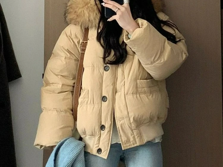سترة شتوية قصيرة من القطن للنساء كاجوال موضة معطف سميك متعدد الاستخدامات 2025 نمط جديد