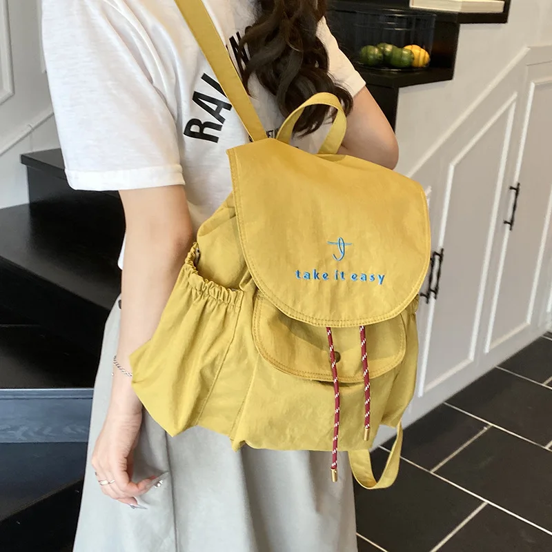 Casual Large Capacity Nylon Women's Backpack 2025 New Lightweight and Versatile Backpack Travel and School Bag