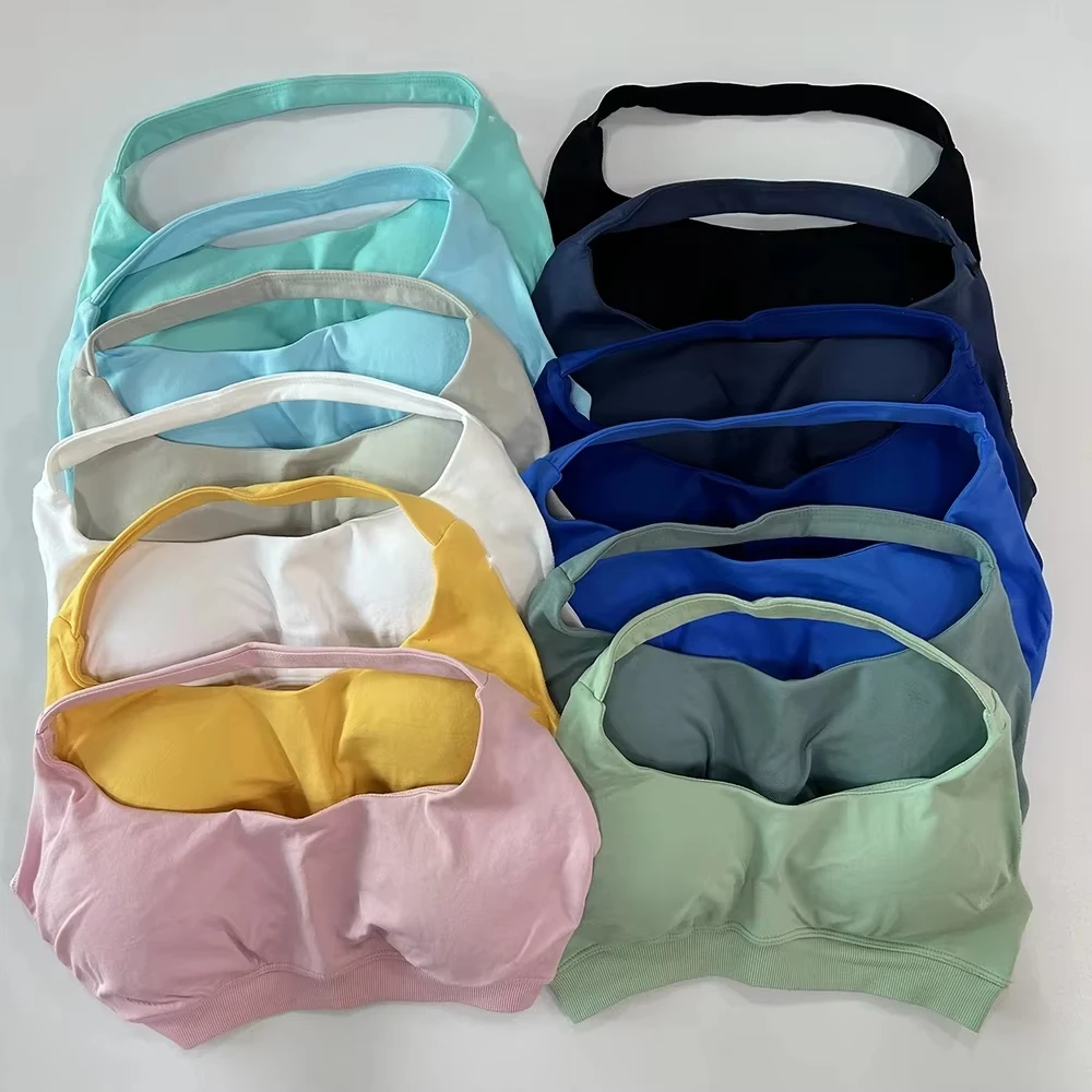 

Sports Bra Women‘s Seamless Halter Bra Open Back Yoga Top Bras Medium Support Gym Crop Top Padded Sportswear Running