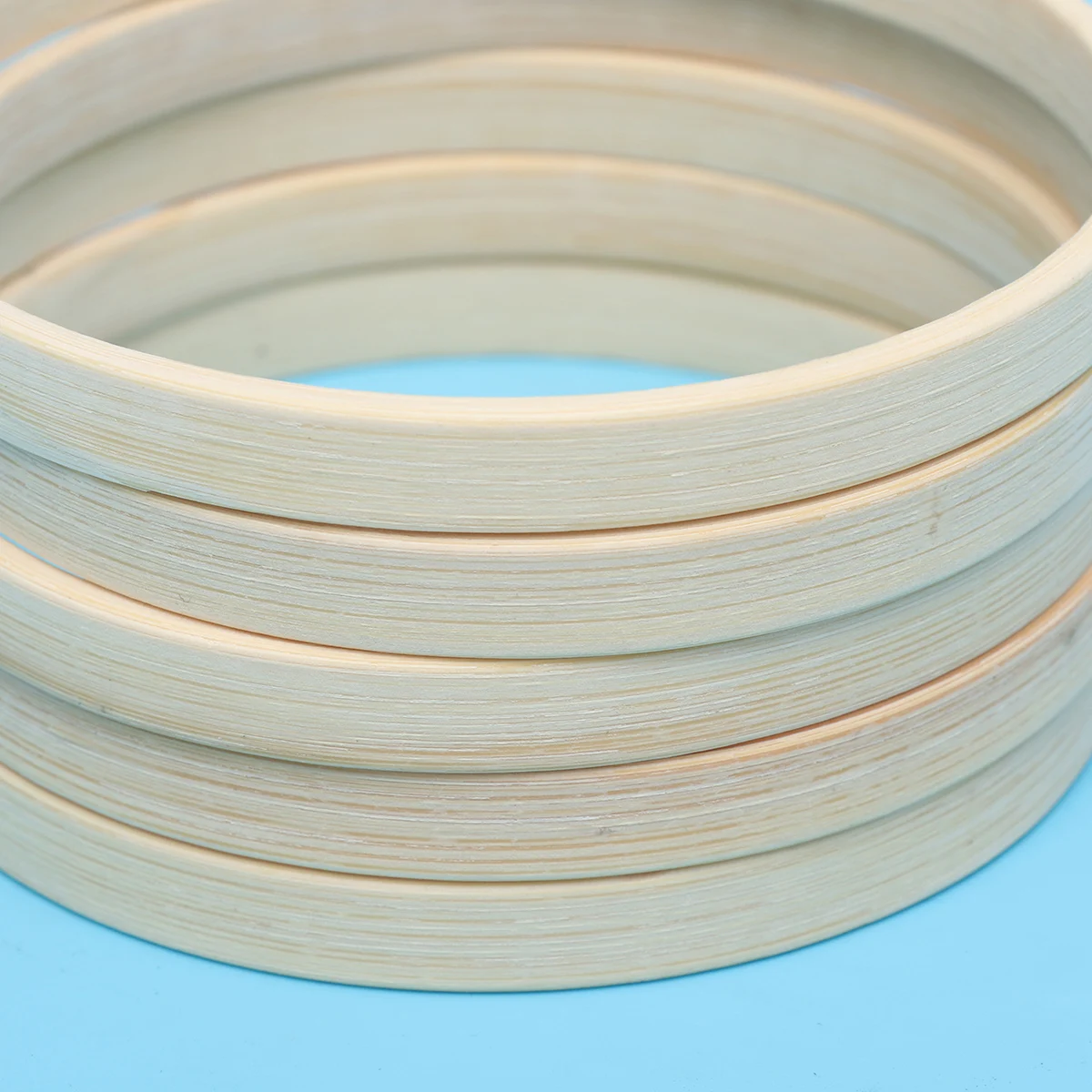 

10 Pcs Bamboo Embroidery Hoops DIY Craft Circle Frame for Needlework Quilting Sewing Wall Decor Beginner Gifts