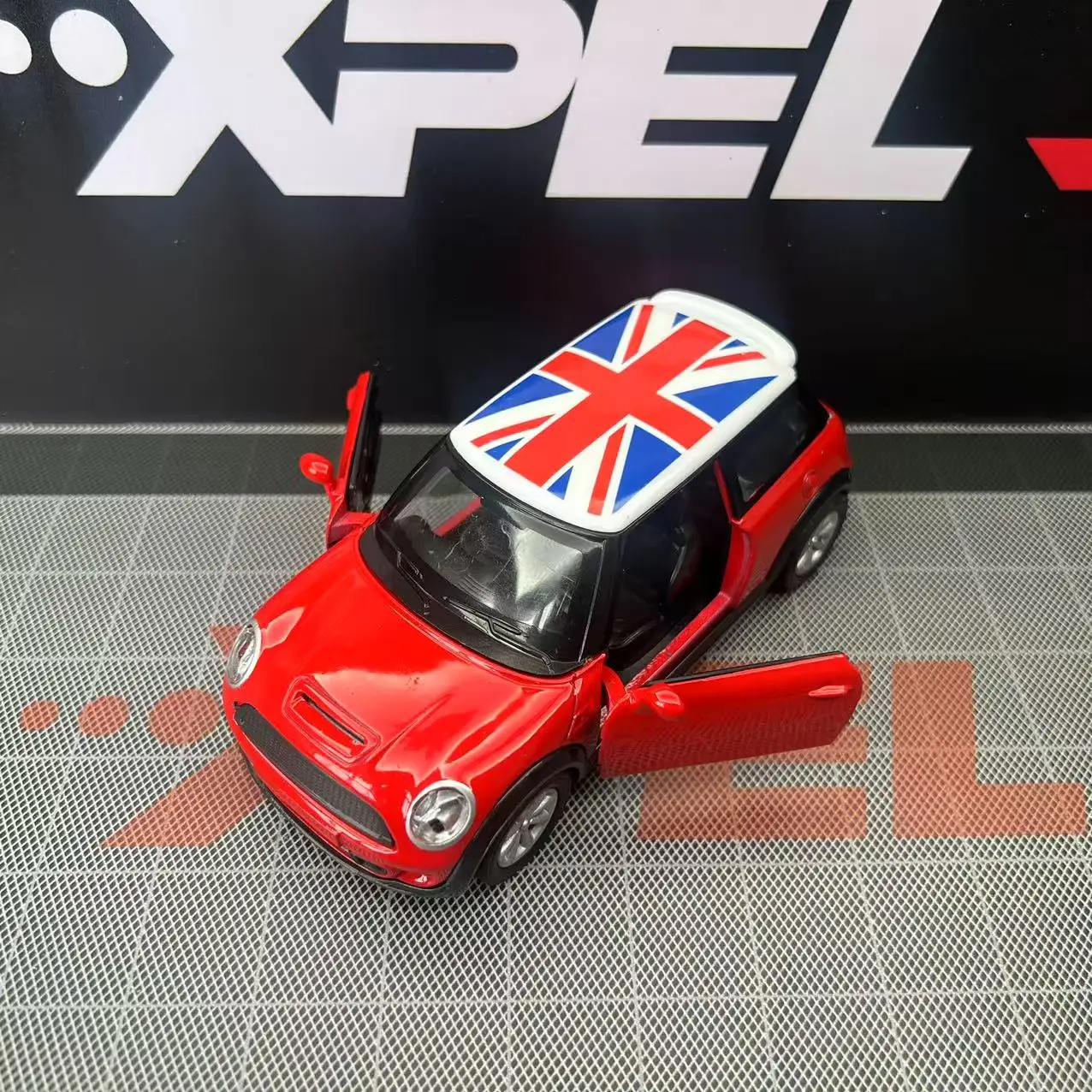 Coche clásico BMW Mini Cooper 1:36, modelo de aleación de Metal fundido a presión de alta simulación, colección extraíble, juguetes para niños, regalos G24