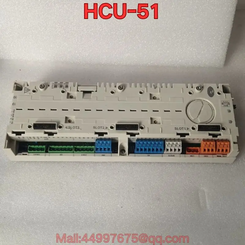 La función del controlador principal del inversor HCU-51 de segunda mano prueba el precio normal necesita ser negociado