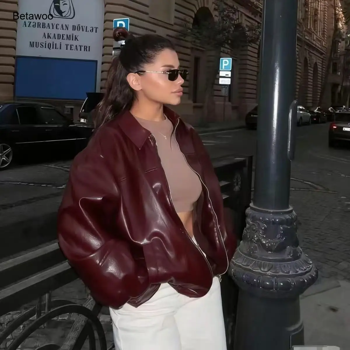 Women's Vintage PU Leather Jacket Brown Faux Leather Short Coat Zipper Closure Stand Collar Casual Outerwear Streetwear Top