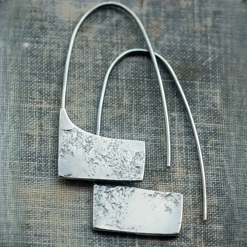 Vintage Distressed Style Trapezoidal-Shaped Patterned With Spots. Women's Pendant Earrings. Suitable for Dates and Parties.