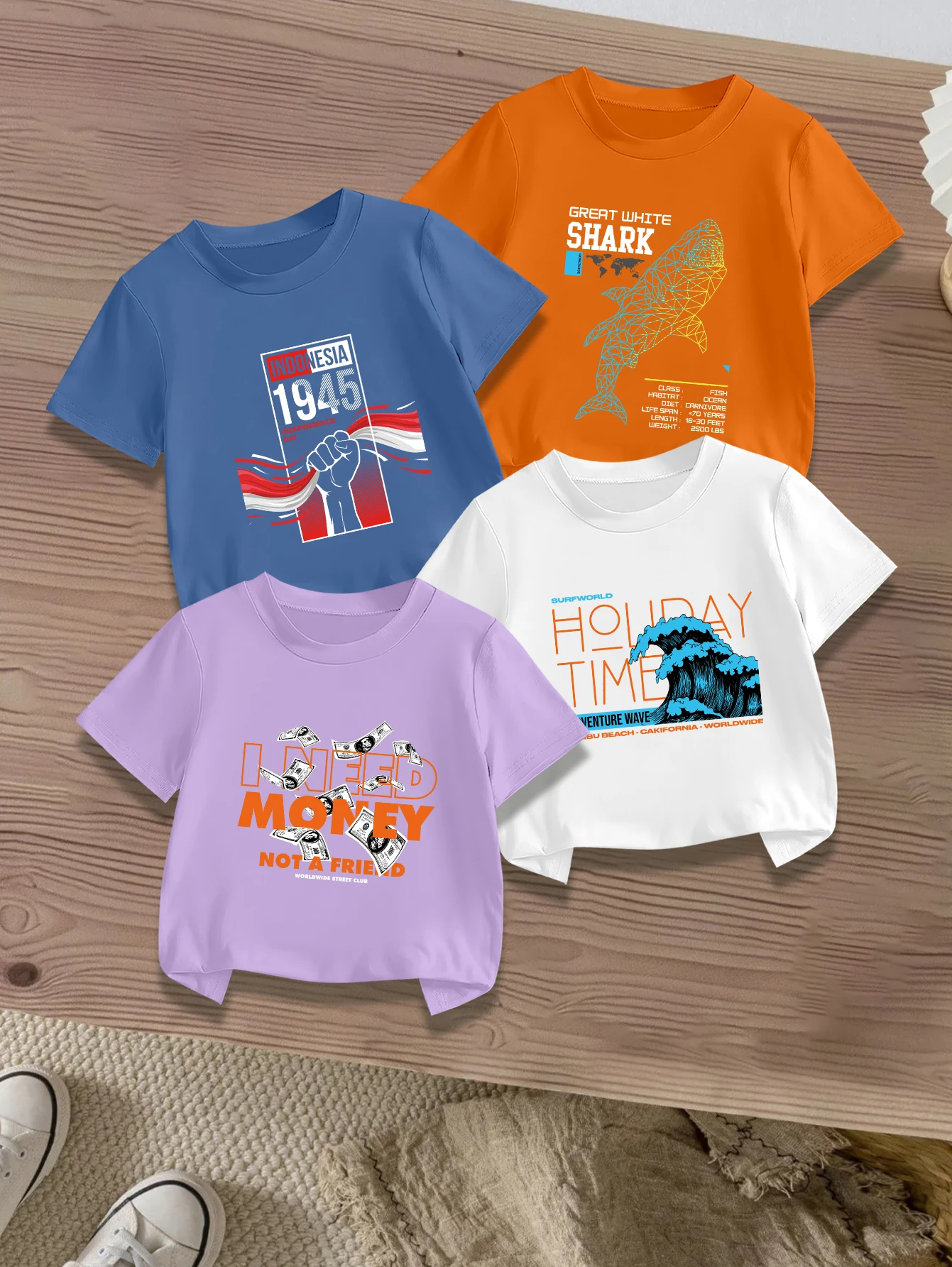 

4 предмета: летние повседневные футболки для мальчиков с принтом в виде волн, денег и китов.