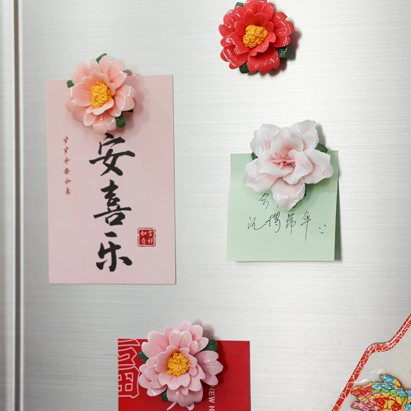 Ceramic Peony Fridge Magnet, Decorative Flower Magnetic Note Clip Living Room Table Ornament Housewarming Holiday Present