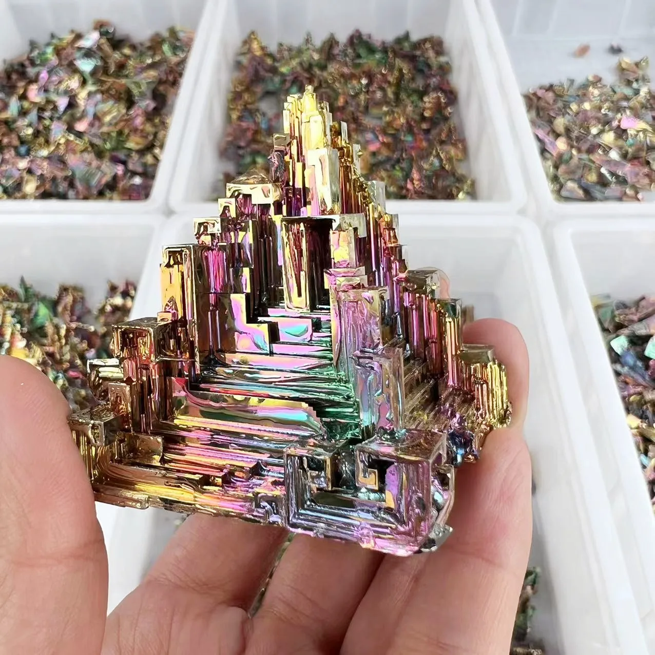 Natural Crystal Bismuth Ore Cluster Gift Bonsai Ornament Rough Pyramid Fish Tank Decor Mineral Specimen Healing