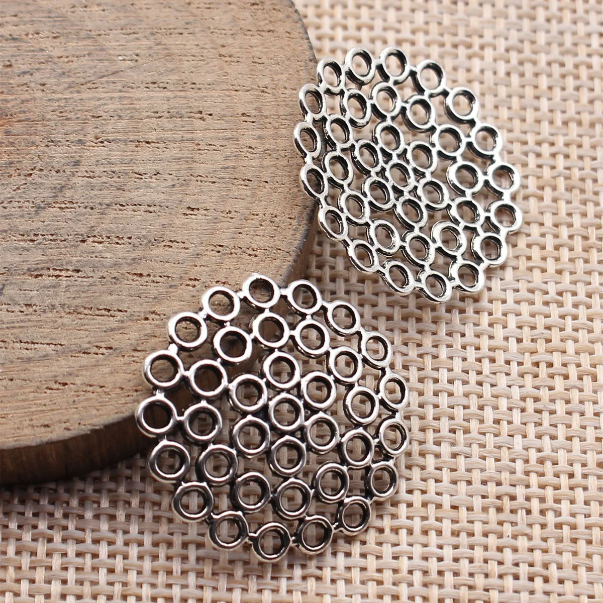 Manik-manik Spacer Bunga Besar - Bead Cap Flower ulasan dan harga