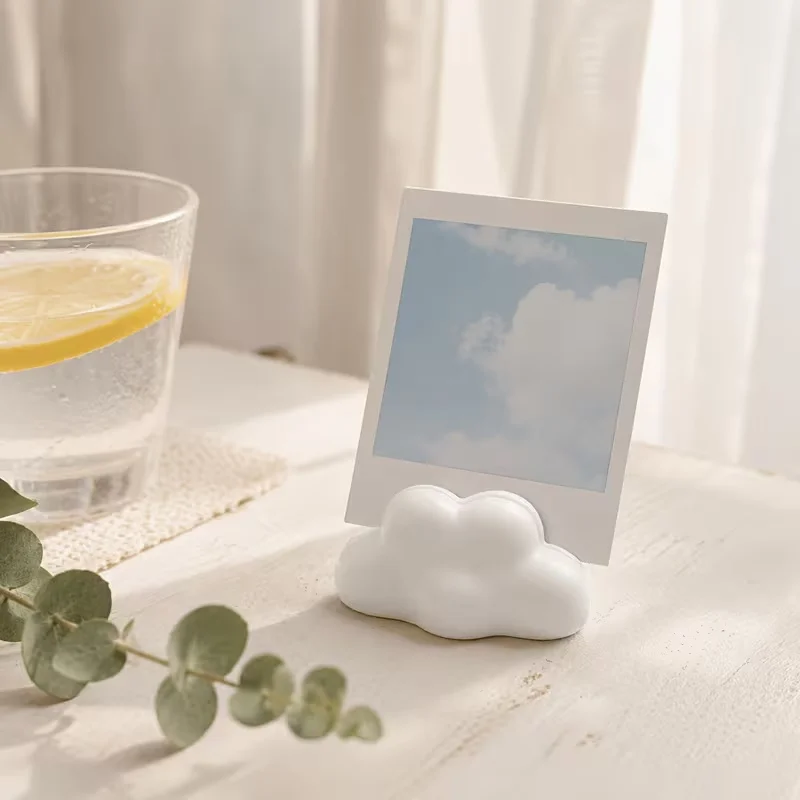 2/4pcs Cloud-shaped Photo Clip Photo Frame Photo Frame Small Card Base Photo Album Message Clip Home desktop Bedroom Supplies