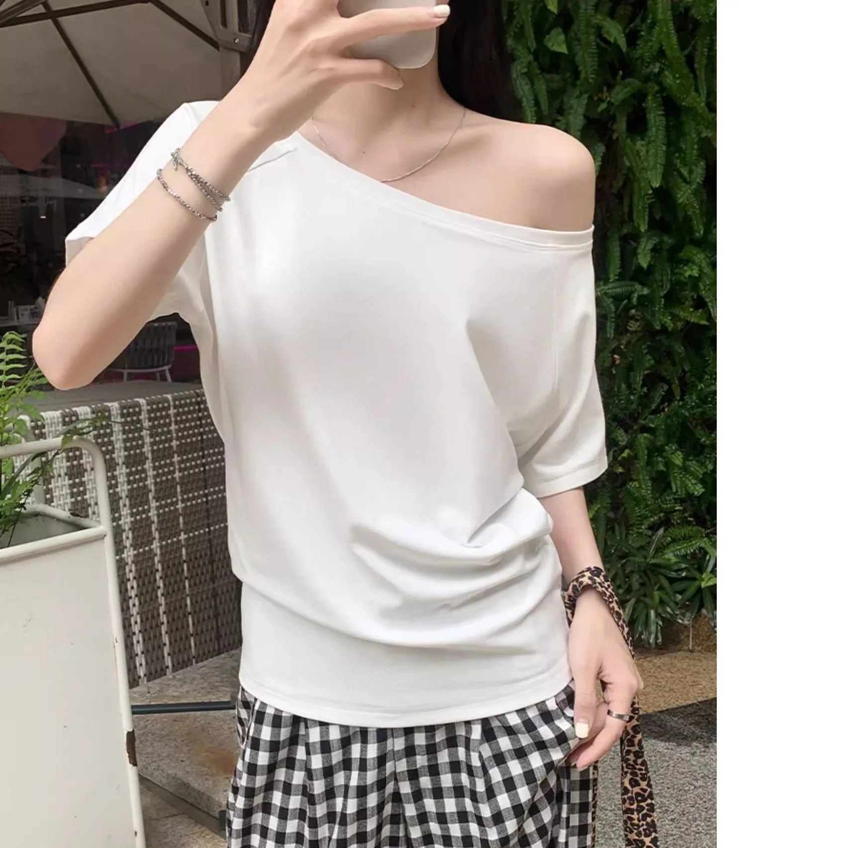 Serene Boat-Neck Everyday Top S3c1e968498fd485d9170c096eda25e16f