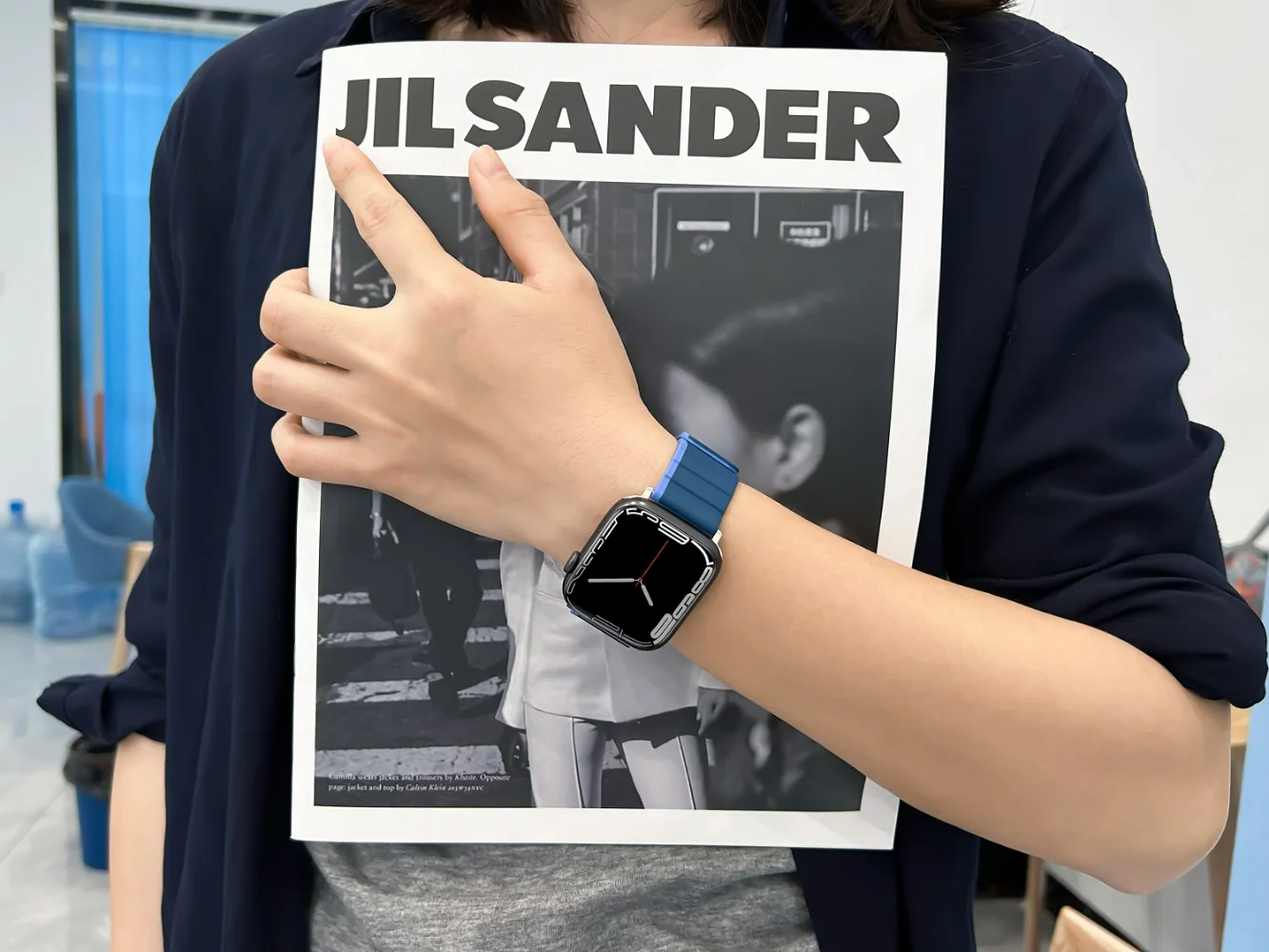 Magnetic Silicone Strap for Apple Watch Band 8 7 6 5 4 3 SE 44mm 45mm 41mm 40mm 42mm 38mm Bracelet iWatch Series Ultra 49mm Belt