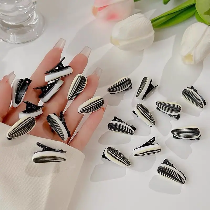 

Забавная заколка для волос в форме дыни, женская заколка для волос на боковом лобе, заколка для волос, креативная заколка для волос, милая необычная заколка в виде утконоса, головной убор