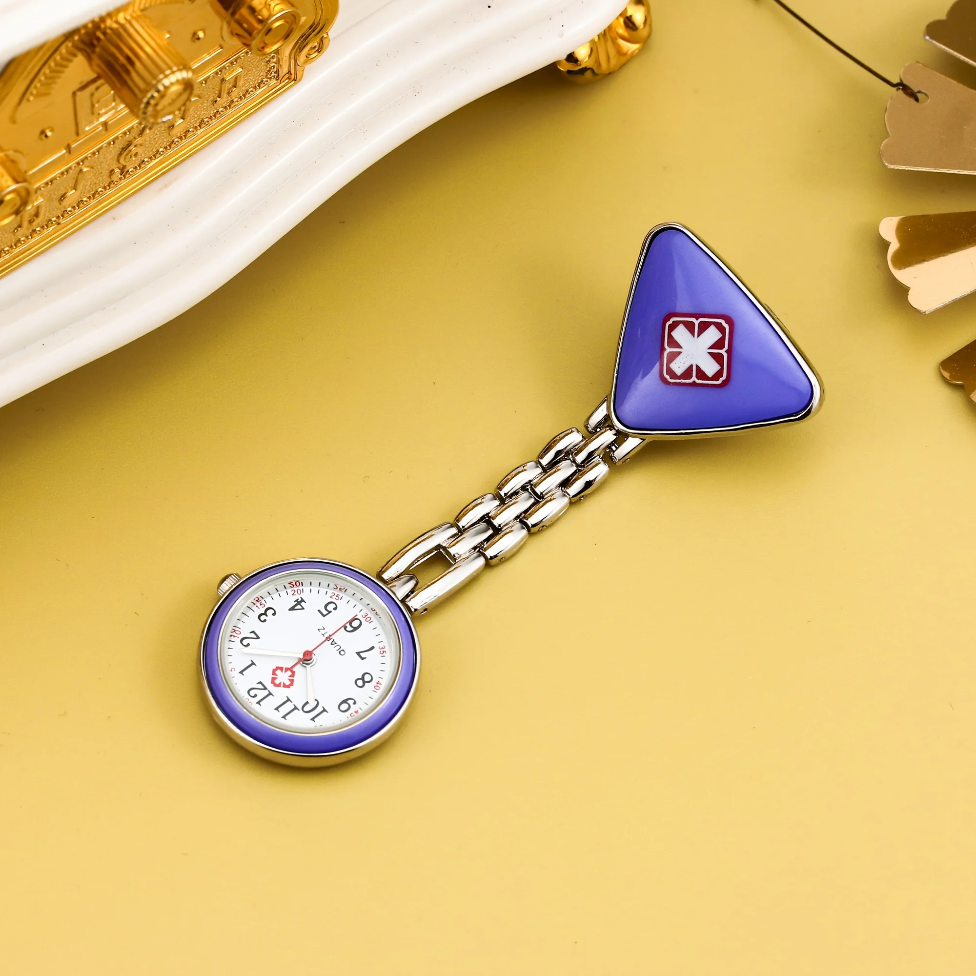 Triangle nurse watch, plastic nurse watch, student exam pocket watch, needle pocket watch, triangular chest watch, medical