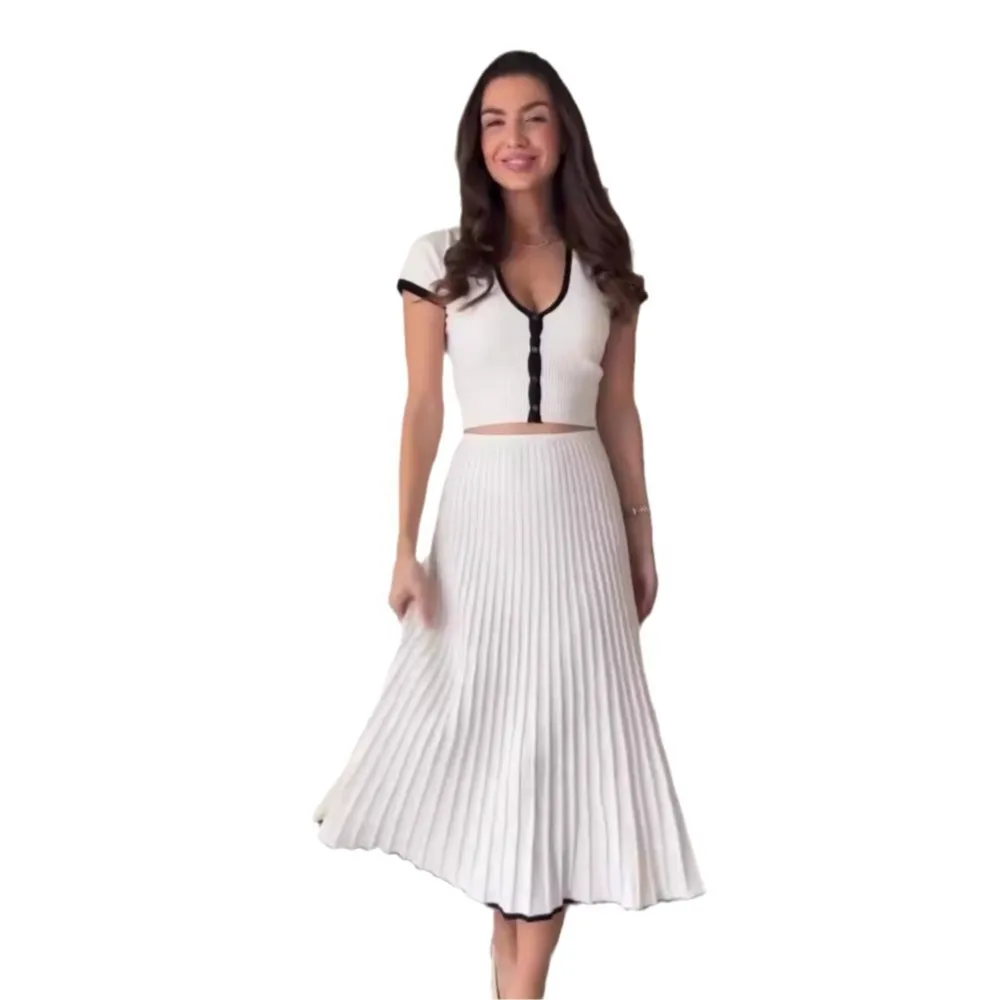 Set da 2 pezzi moda lavorata a maglia nera con scollo a V gonna a maniche corte donna nuova primavera autunno sottile elegante gonna da ufficio set femminile