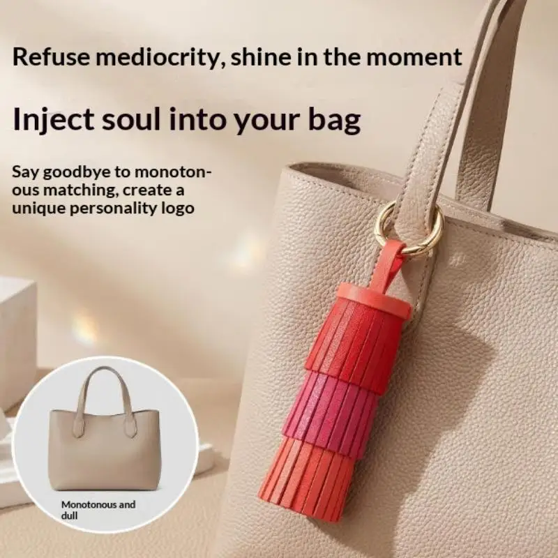 Handgefertigte Bohemian-Lederquaste - Luxuriös dicke Fransen mit großem Metallring für Taschen & Schlüssel, perfekt als Geschenk – Detail 3