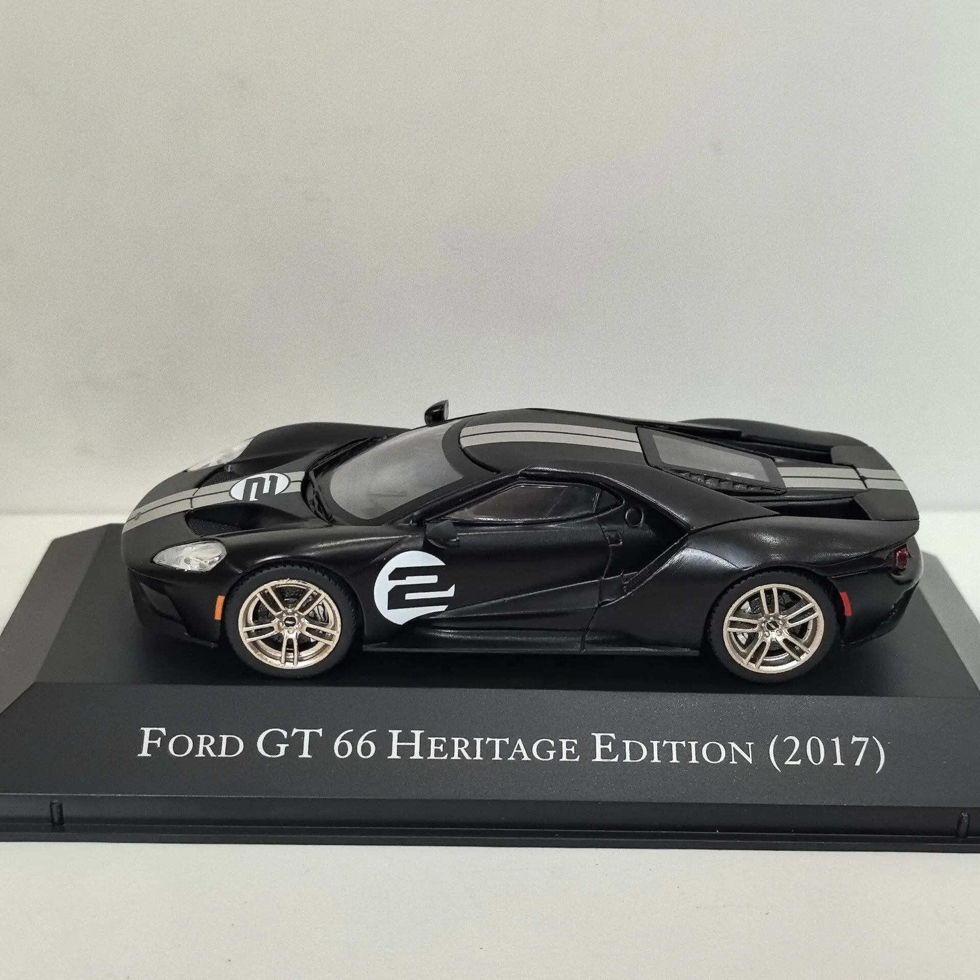 No Color Box Diecast IXO 1/43 Scale FORD GT 66 HERITAGE EDITION 2017 #2 I7 Alloy Car Model - view 3