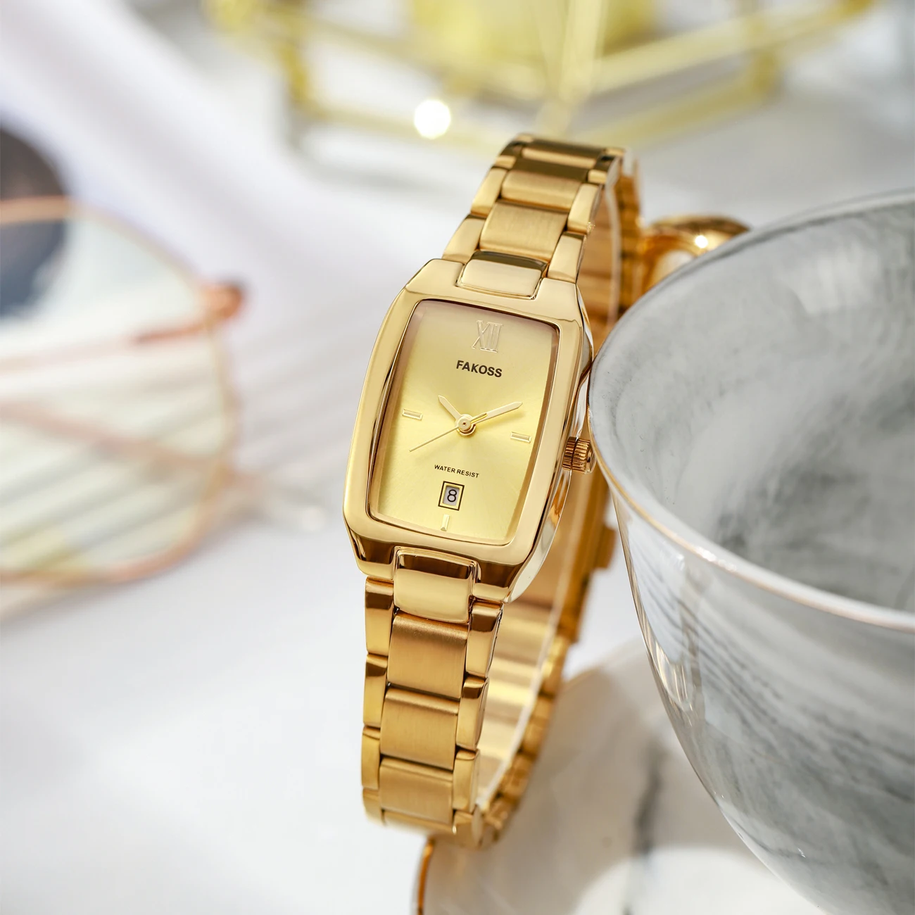 WWOOR Gold Watch Women Watches Fashion Waterproof Ladies Quartz Wristwatch Elegant Stainless Steel Bracelet Watches Female Clock