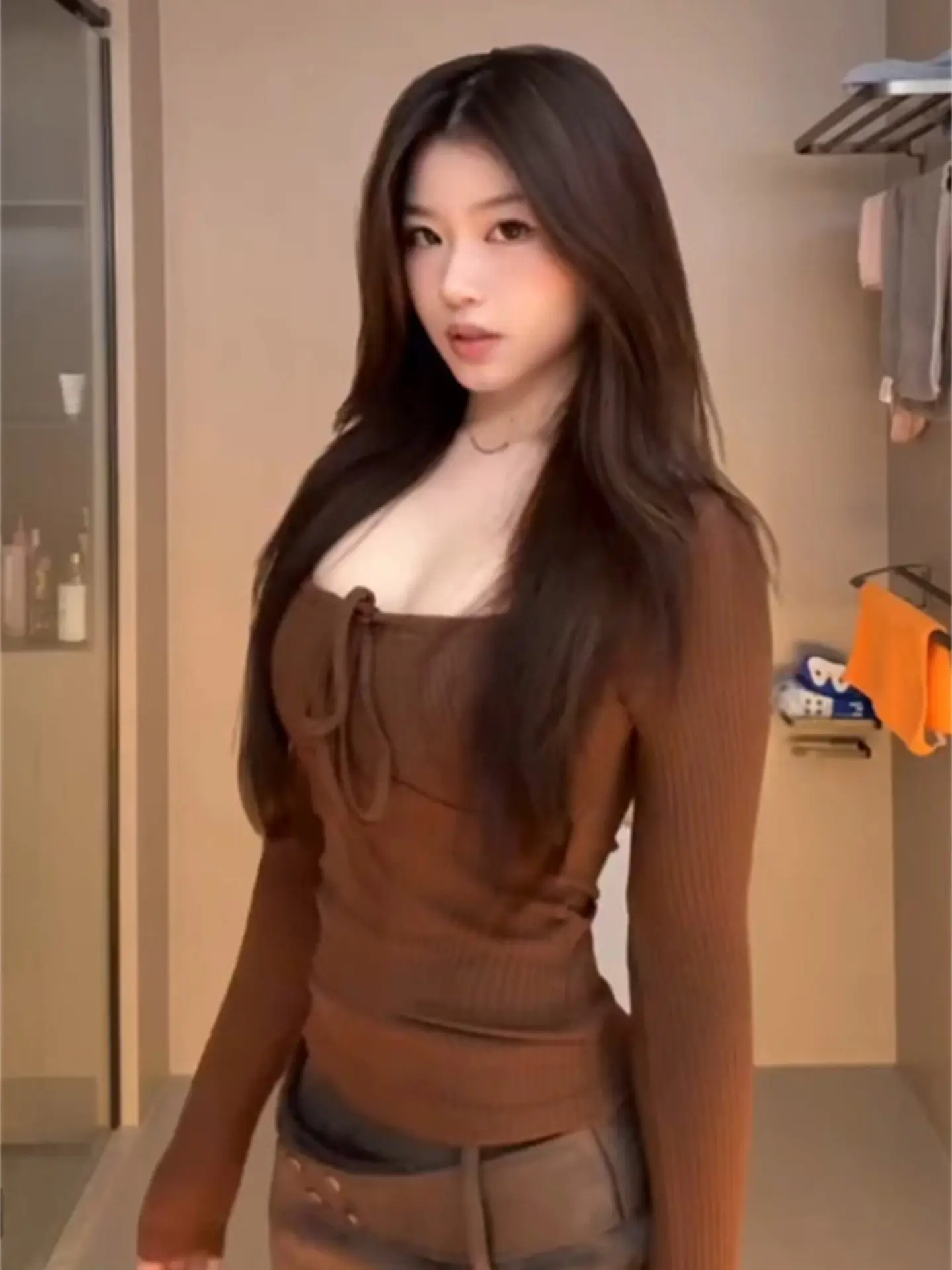 

Облегающий длинный топ-футболка с квадратным вырезом для женщин, весна-осень, базовый слой, нижнее белье, модный топ, повседневный стиль, корейский стиль...