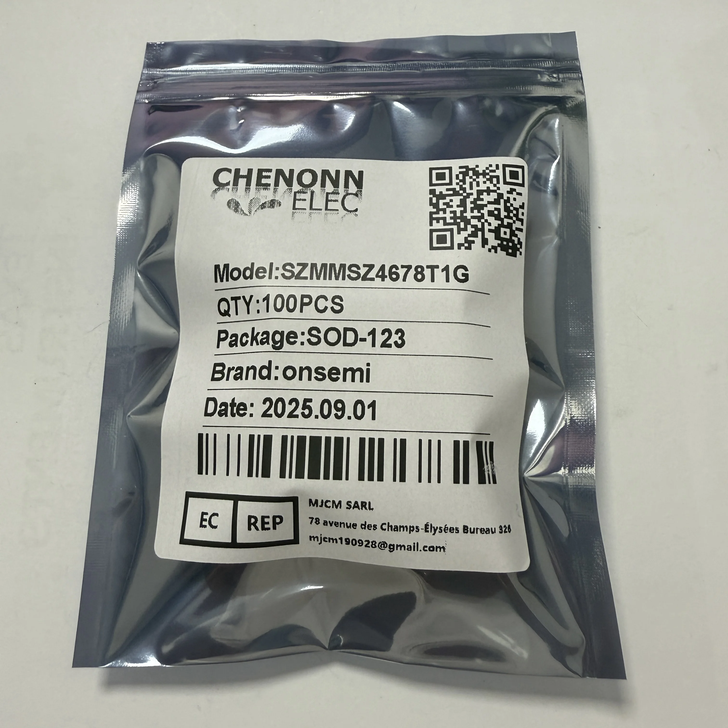 100 قطعة/الوحدة SZMMSZ4678T1G (ثنائيات زينر)