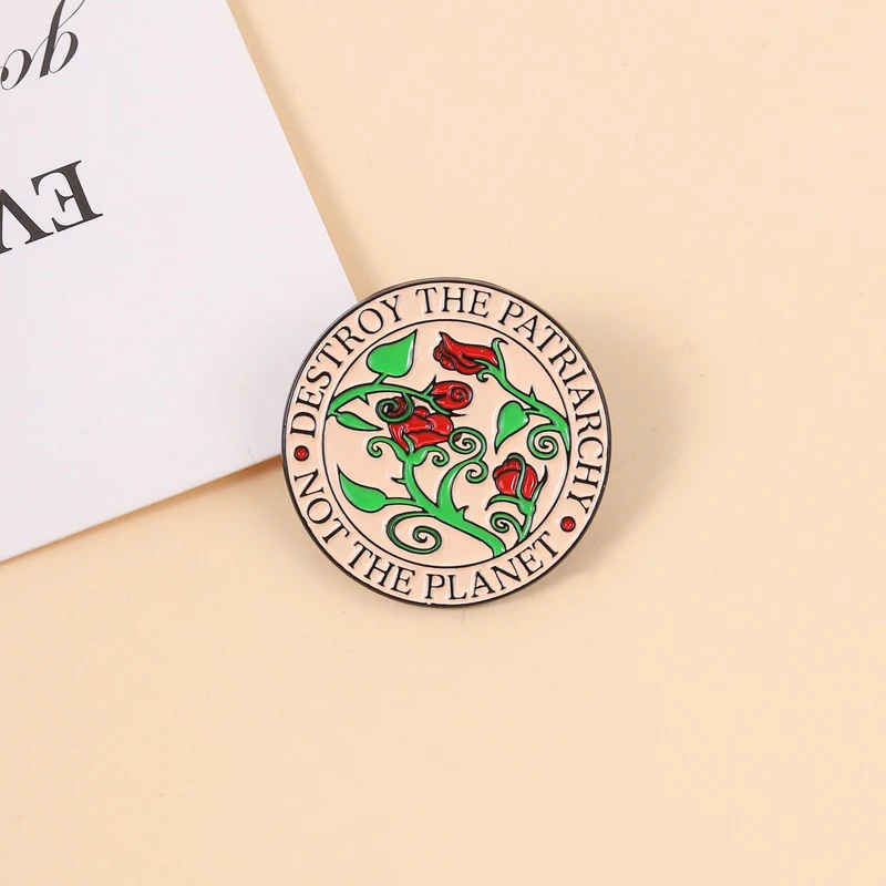 Zerstöre den Patriarchat, nicht den Planeten – Emaille-Pins, personalisierte Feminismus-Broschen, Kleidung, Taschen, Schmuck, Deko, Reversnadel, Geschenke – Detail 3