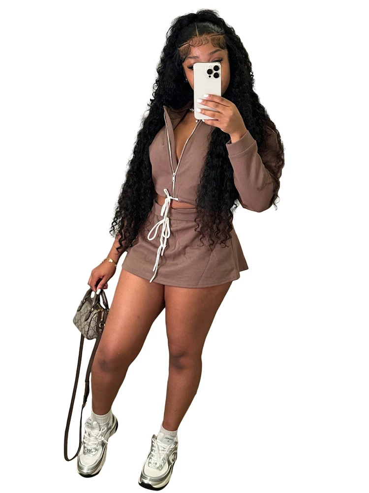 Neues 2026 Damen Freizeit-Sportoutfit: Yoga-Set mit einfarbigem Poloshirt und passendem Faltenrock (2-teiliges Set, inklusive Shorts) – Detail 3
