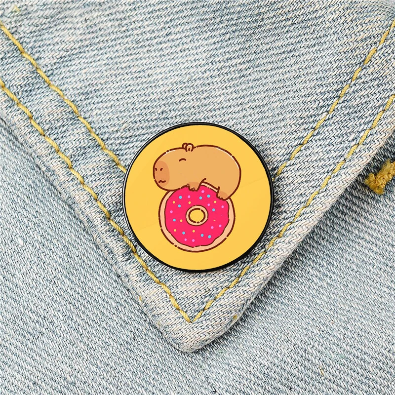 Pines Lapel Badges Cartoon Animal Jewelry Gift for Kids Friends Cute Capybara Brooch Custom Capy