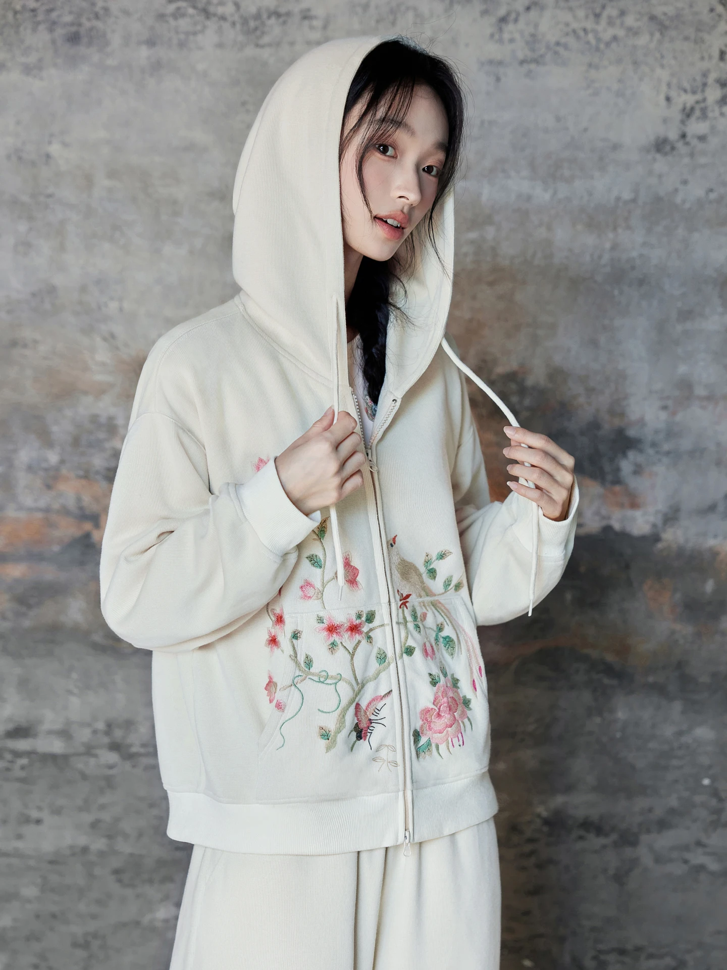 

Original National Sle Embroidered Hat Set Women's Loose Knitted Outerwear Casual Pants Two-Piece Set Floral Print Long S...