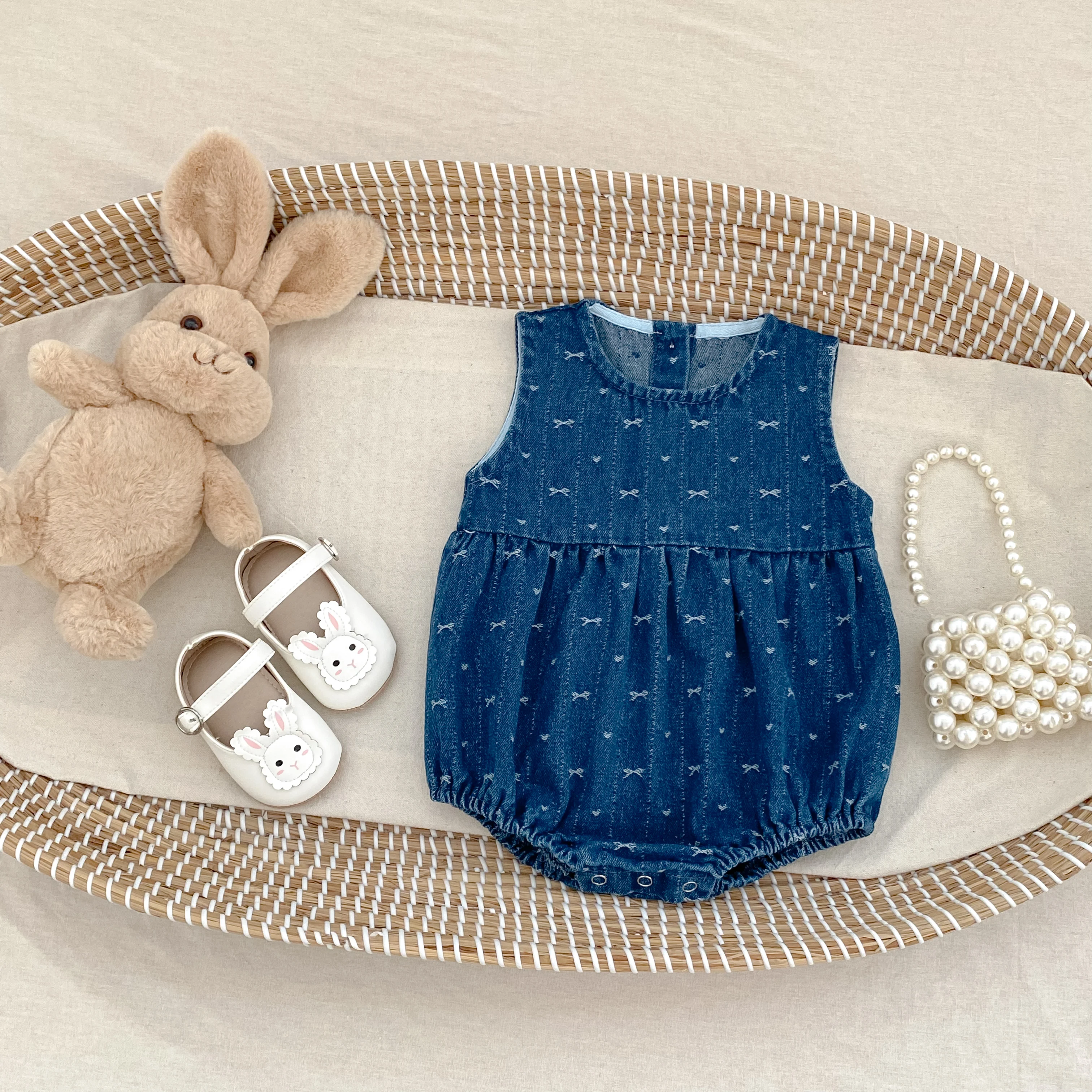Nueva ropa de otoño para bebés: mono con estampado de lazo para niñas de 0 a 3 años, traje para gatear informal y versátil