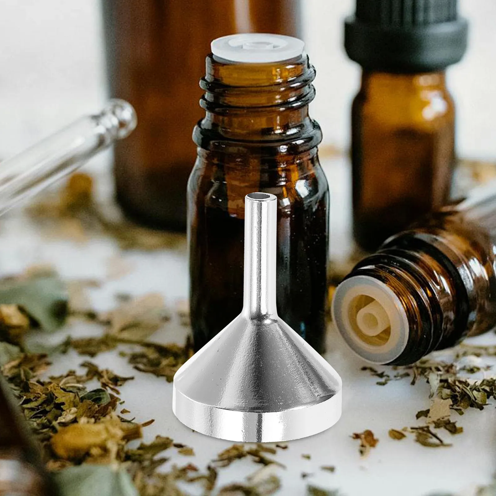 

1Set Miniature Metal Funnels Scratch Resistant Perfume Essential Oil Bottle Filling Tool Small Funnels for Refill