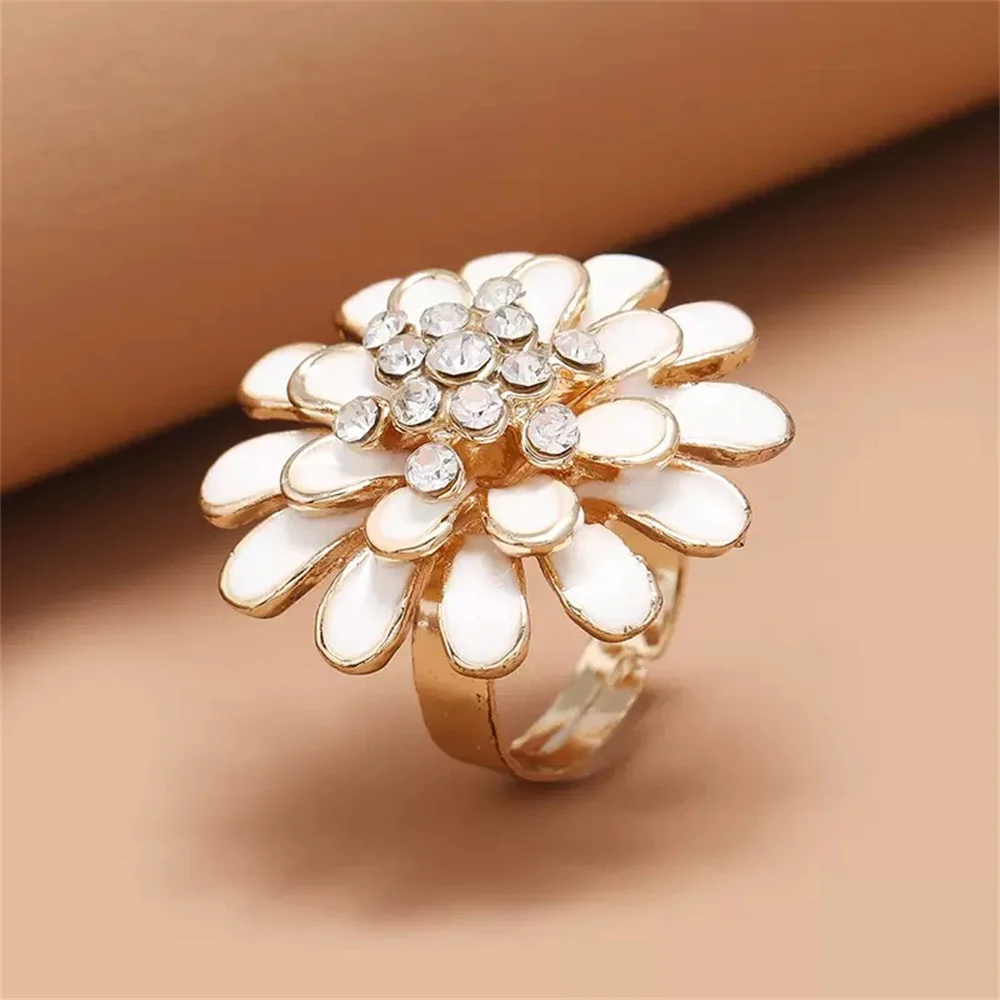 رائعة الأبيض نازف النفط ديزي تشيكوسلوفاكيا زهرة المفتوحة خواتم للمرأة الأزياء الفاخرة المعادن قابل للتعديل حلقة امرأة مجوهرات اكسسوارات