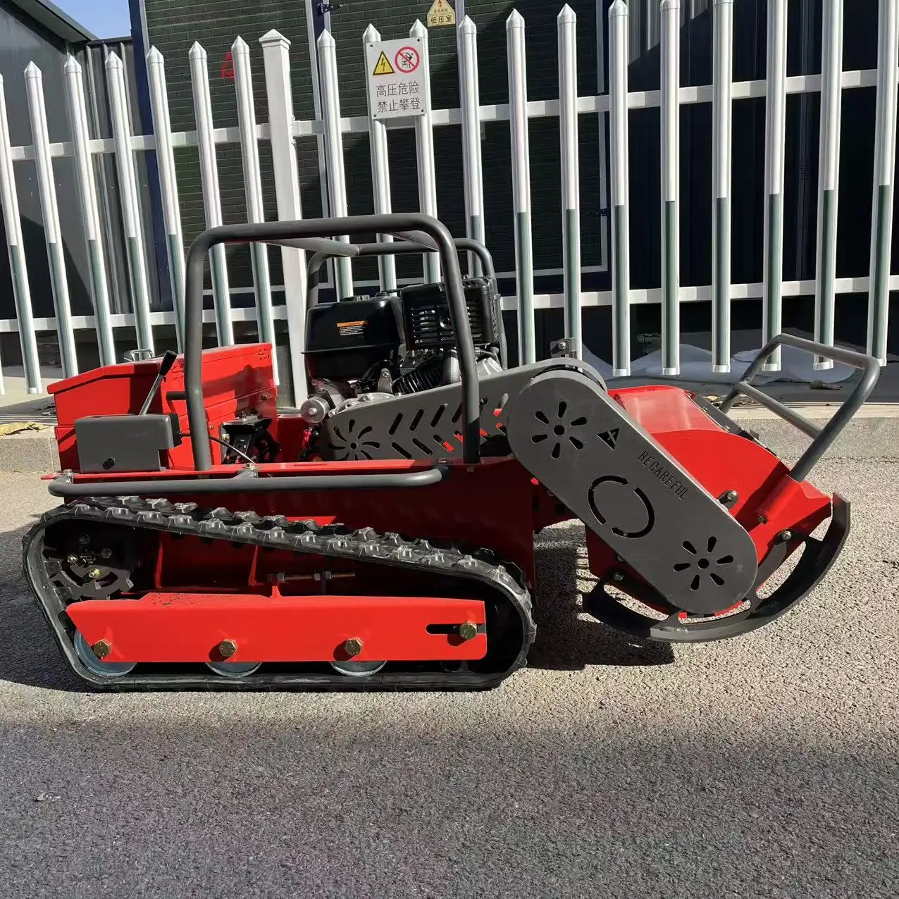 

Высококачественная настраиваемая газонокосилка диаметром 1000 мм с дизельным двигателем и дистанционным управлением для эффективной косилки по фермам.