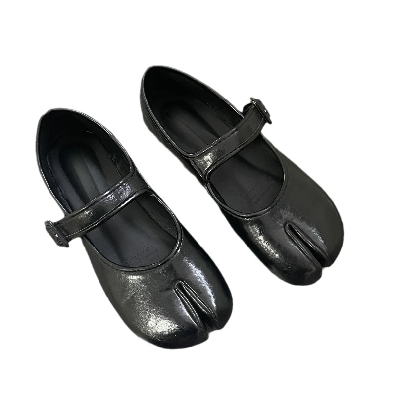 Women Sandals Split Toe Mary Jane Ballet Flats Ladies Bele Tabi Pumps Female Retro Vintage Girl Daily Novelty Solid Ninja Shoes