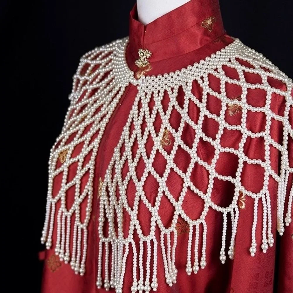 

Retro Hollow Wedding Pearl Shawl Pearl Tassel Beaded Shoulder Chain Handmade Bridal Wraps Bridal Wedding Dress