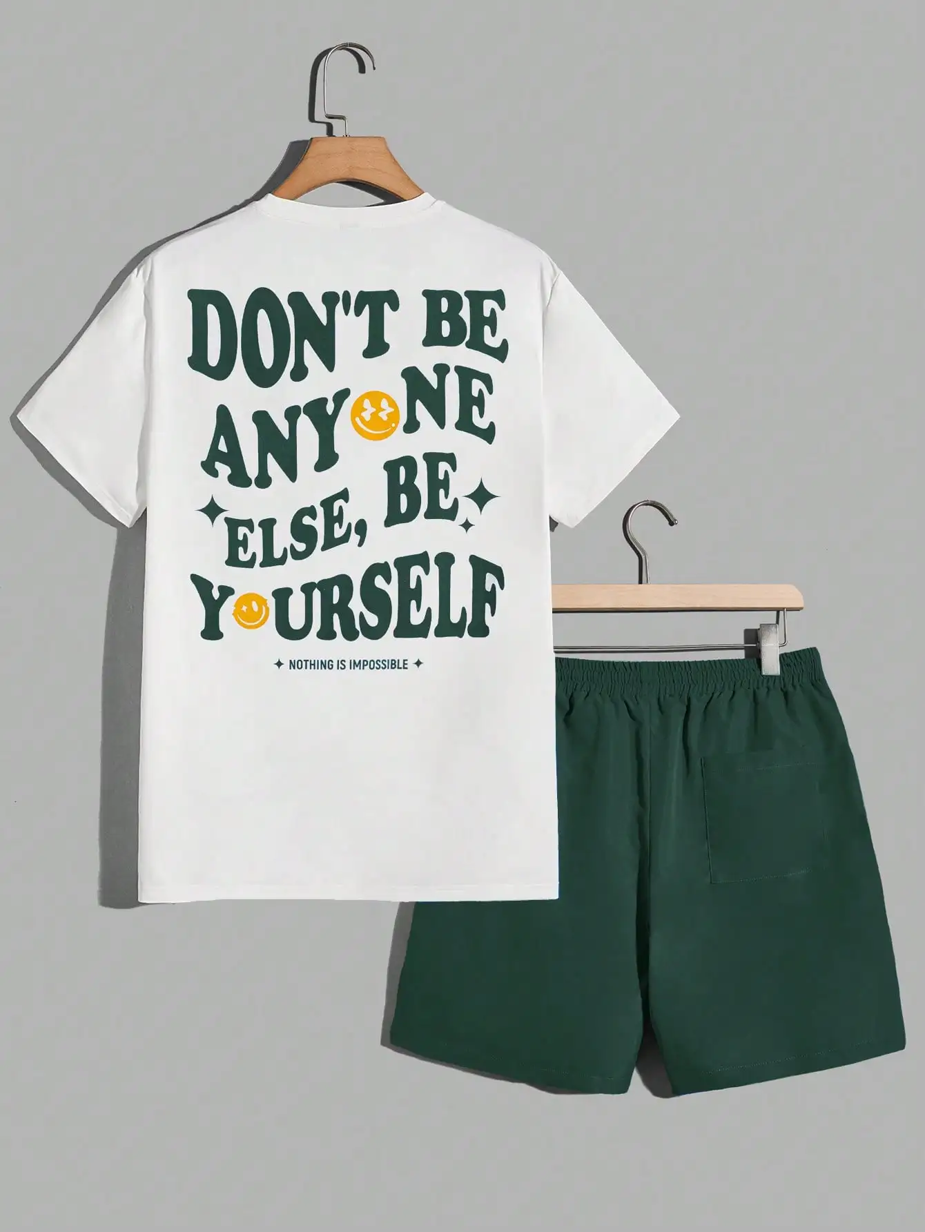 

Men's Smiley Breathable Cotton T-shirt Fashion Print Running T-shirt Harajuku Top Short Sleeve Shorts Sports Suit