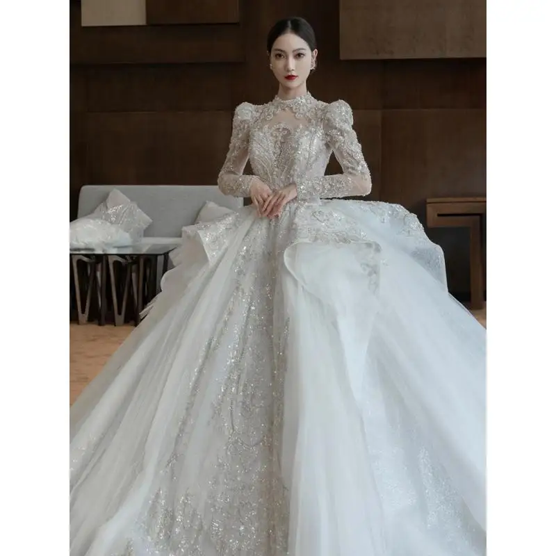 New Wedding Dress: Bridal High Quality Texture Fine Sparkling Diamond Princess Puff Skirt